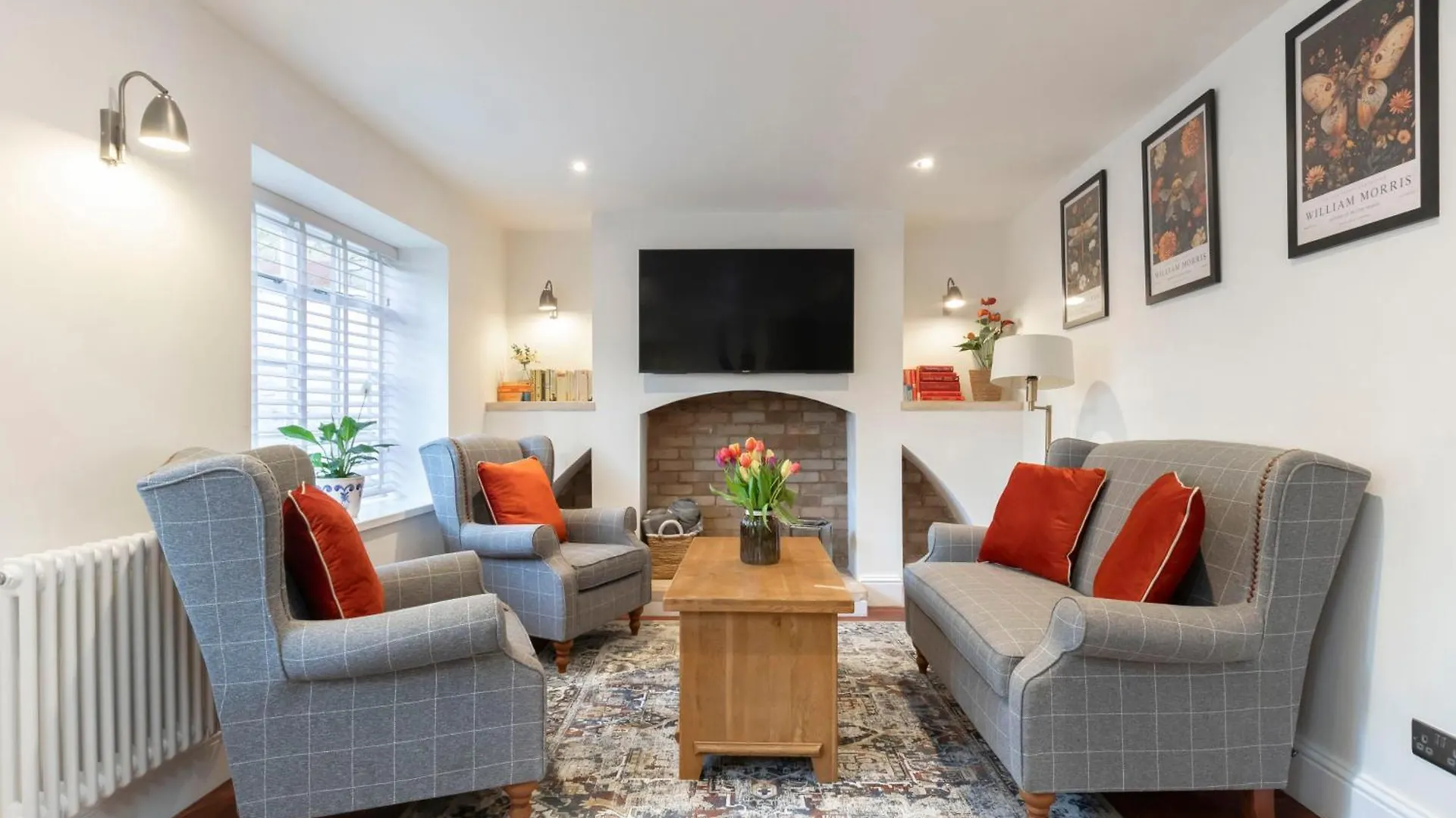 Charming Two Bedroom Apartment In Fairview Cheltenham United Kingdom